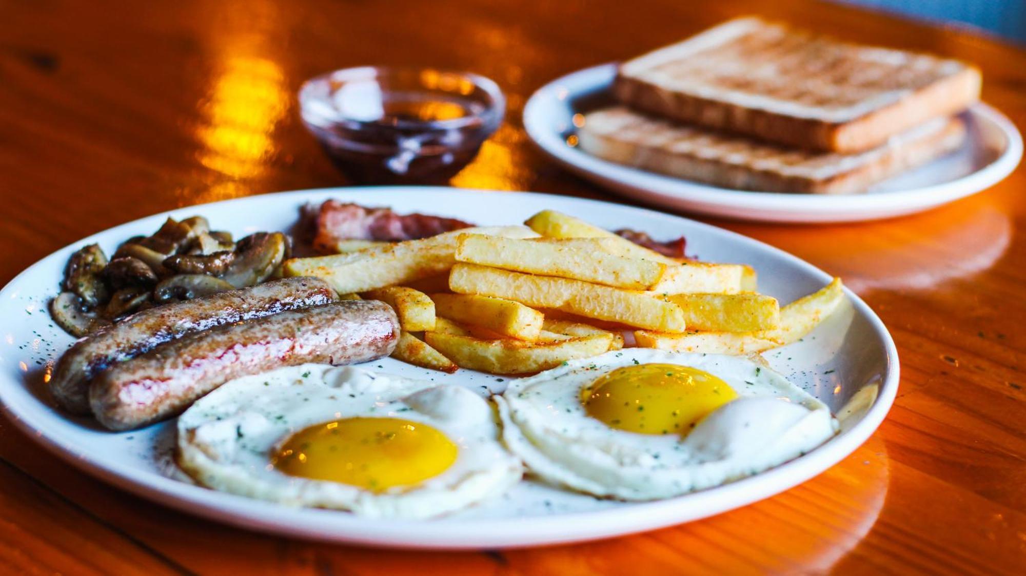 Never At Home Green Point Cape Town Bagian luar foto A cooked breakfast